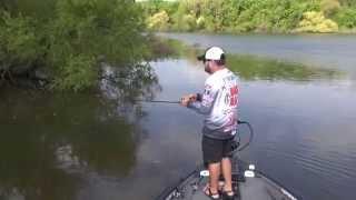 In the boat with Greg Hackney - how to skip and swim a jig