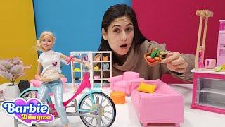 Barbie oyunları Barbie çok yediği için göbeği çıkmış Ayşe ile kız videoları