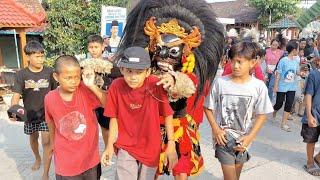 Ketangkap Barongan Ngamuk  Arak arakan Barongan TARUNO ADI JOYO live Balongan Jiken