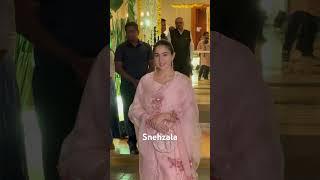 Sara Ali Khan clicked at madhumantena reception