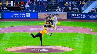 Ha-Seong Kim 2-run Single vs Pirates 062723