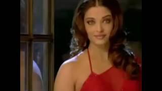 Hot Bollywood romance  Aishwarya Rai in red hot saree