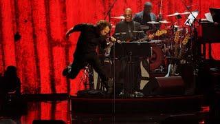 Watch Eddie Vedder honor U2 during Wednesday’s Kennedy Center Honors