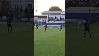 Una delas llegadas  que casi  gritábamos el gol con la afición pampera