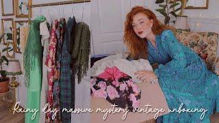 Rainy day massive mystery vintage unboxing & try on