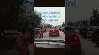 Cari MD pas keluar pintu bandara Soekarno Hatta