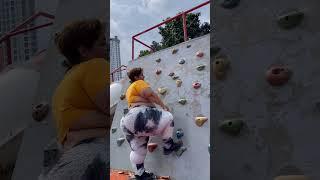 yulia pear ssbbw climbing with my maximum weight massive effort movement asshuge federism video fat