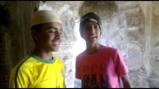 Ajanta arab boys sing