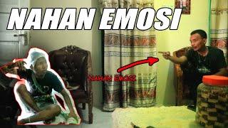 PRANK USTAD  orang GILA  masuk rumah TIBA-TIBA MAKE people ANGRY 