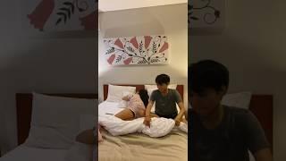 KETIKA PELUK ISTRI DI KASUR EH ENDINGNYA BEGINI ? #lucu #prank #suamiistri #ngakak #viral #kembar