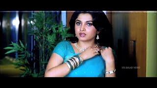 Ramya Krishnan Hot Sexy Remove Her Saree Of From Her Sholder & Rounding Scene With Petticoat View