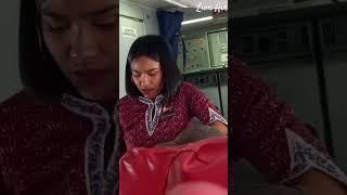 Pramugari Lion Air Tunggu Penumpang