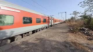 Indias One And one Only Push Pull Rajdhani Express 22221 CSMT - Hazrat Nizamuddin Rajdhani Express