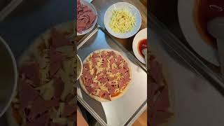 DIY Hawaiian Pizza #diypizza #pizzalover #pizzarecipe #foodvlog