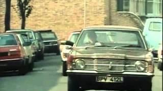 Dempsey & Makepeace - S01E10 Scene 1