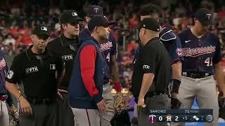 Jose Altuve hit by pitch Rocco Baldelli ejected 8232022