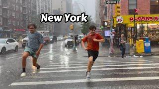 Heavy Rain Walk In Manhattan New York - Walking Rainstorm Lightning And Thunder Sounds For Sleeping