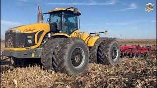Middle America -  Ripping the Fields - Two Agco Challenger MT975B Tractors pulling Sunflower Rippers