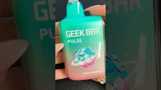 Unboxing Geek Bar Pulse Frozen EditionFrozen Strawberry #smokecloud #vapesociety #vapecommunity
