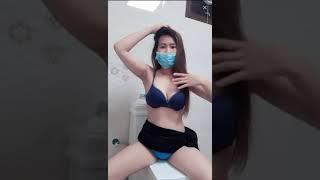 bigo hot goyang hot di kamar mandi