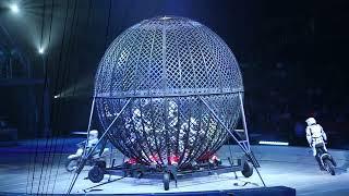 2016 Ringling Brothers Circus Motorcycle Cage Show