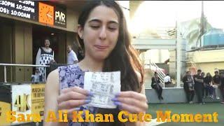 Sara Ali Khan  Spend Time With Stringers  Sweet Moment