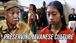 JAJI - Companions Preserving Javanese cultural traditions  39