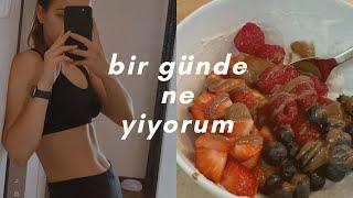 Karantinada Bir Günde Ne Yiyorum  İzo-log #6