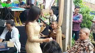 Sejuta Luka  Orang Jakarta Ga bisa bekutik di Peped Biduan Cantik
