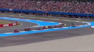 moment of Alex Rns crash  Assen lap 1  turn 1 MotoGP main race