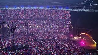 Coldplay - Paradise outro + Charlie Brown intro 17 August 2022 Wembley Stadium - London