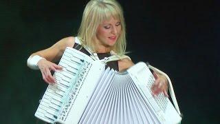 2 ACCORDIONS СМУГЛЯНКА- Самые красивые аккордеонистки России - дуэтЛюбАня