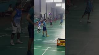 Seru sekali bikin kocak main badmintonnya #shortvideos #badminton #shorts #pertandingan #bulutangkis