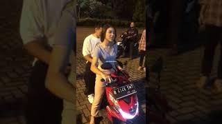 Tiara Andini dan Jefri Nichol naek motor bareng  #shorts