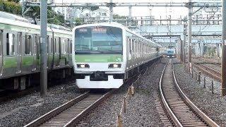 Yamanote Line - E231 series - Uguisudani station