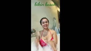 goyang pargoy sambil mandi biar ga dingin