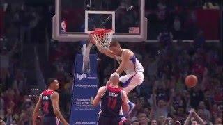 Blake Griffin Returns with An Alley Oop Slam