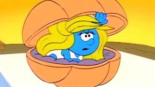 Smurfette em uma concha • Os Smurfs