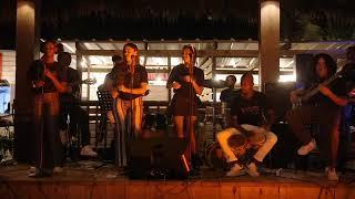 Quizás Quizás Quizás - Academia de bachata en la playa de Cabarete 