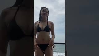 bikini TikTok be like...