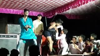 Lahariya Luta A Raja nachaniya ka super dance