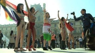 Desnudas en París contra opresión en mundo árabe y musulmán