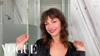 Money Heists Úrsula Corberó Breaks Down Her Perfectly Pink Makeup Routine  Beauty Secrets  Vogue