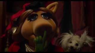 Keeping Up Appearances  Movie Clip  Miss Piggy  Muppets Most Wanted  The Muppets