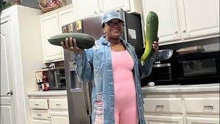  IS THIS THE WORLDS LARGE ZUCCHINI?? ‍️ Cooking Mukbang Writing My Subs Names