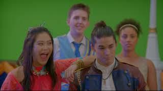 Descendants 2 Bloopers