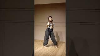 Sheila Ki Jawani - Dance #shorts  Sonali Bhadauria  #trendingdance