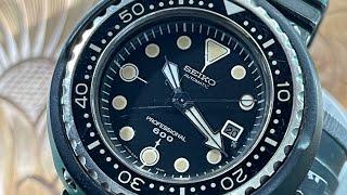 Looking at New Old Watches  Unboxing a Seiko 6159-7010 Grandfather Tuna straight from Japan. Early