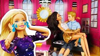 Oh no i vicini di Barbie fanno una festa rumorosa Nuovi video di Barbie in italiano.