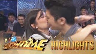 Anne Curtis kisses Vhong Navarro  Its Showtime